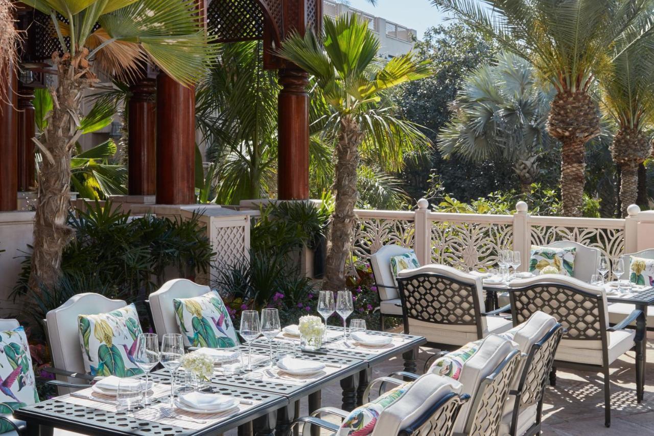 Jumeirah Dar Al Masyaf Dubaj Zewnętrze zdjęcie The Palace's outdoor dining area